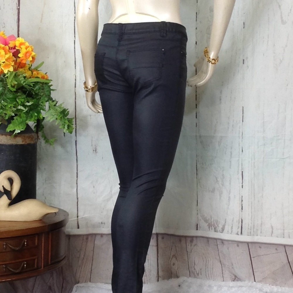 Pinkie Faux  Synthetic Leather Slim Skinny Pant